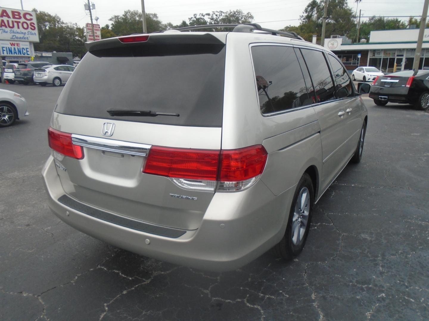 2008 Honda Odyssey (5FNRL389X8B) , located at 6112 N Florida Avenue, Tampa, FL, 33604, (888) 521-5131, 27.954929, -82.459534 - Photo#3